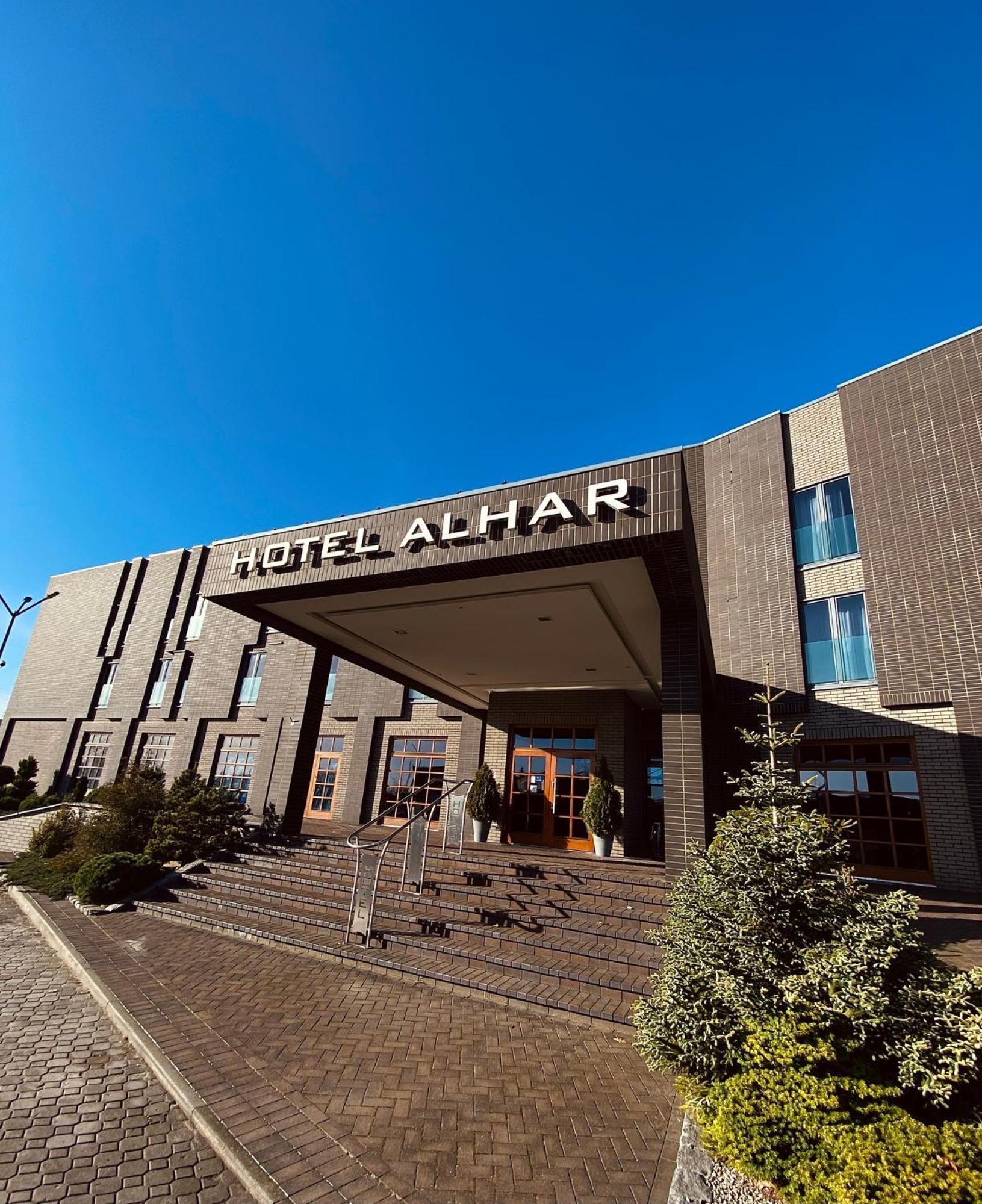 Hotel Alhar ลูบลินเนียซ ภายนอก รูปภาพ