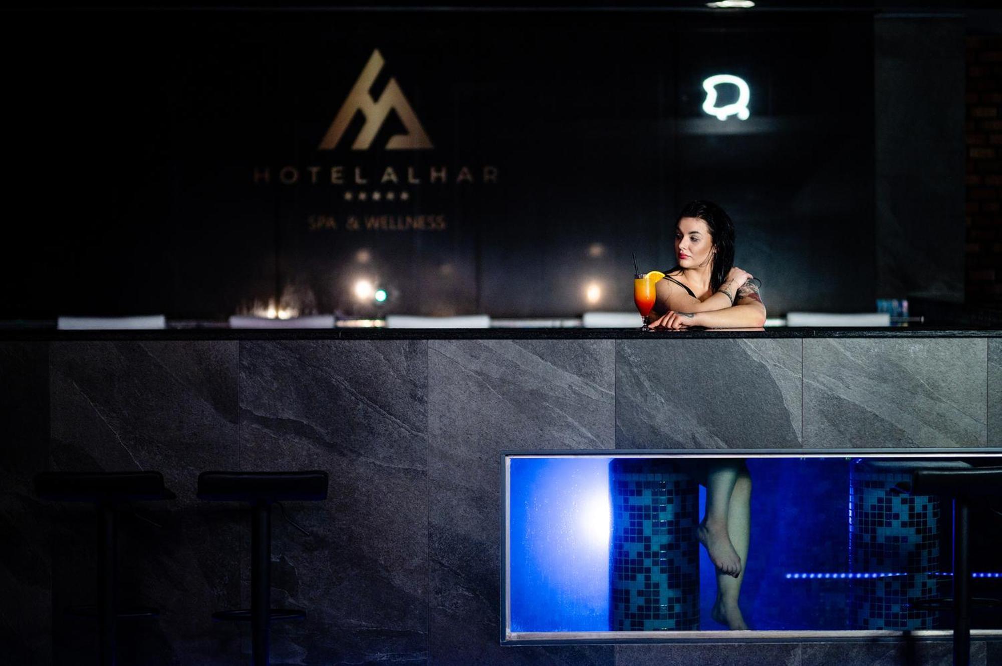 Hotel Alhar ลูบลินเนียซ ภายนอก รูปภาพ