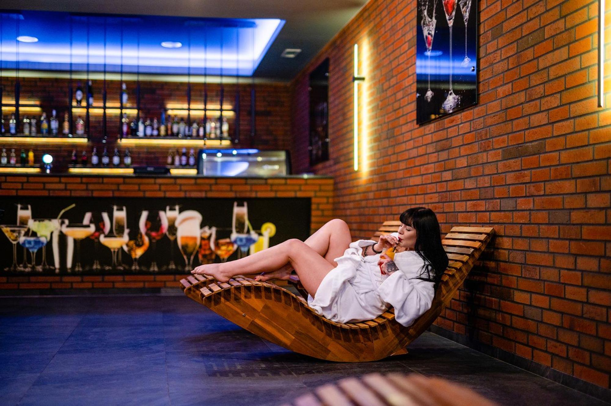 Hotel Alhar ลูบลินเนียซ ภายนอก รูปภาพ