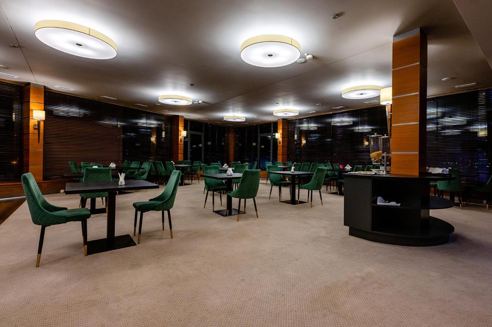 Hotel Alhar ลูบลินเนียซ ภายนอก รูปภาพ