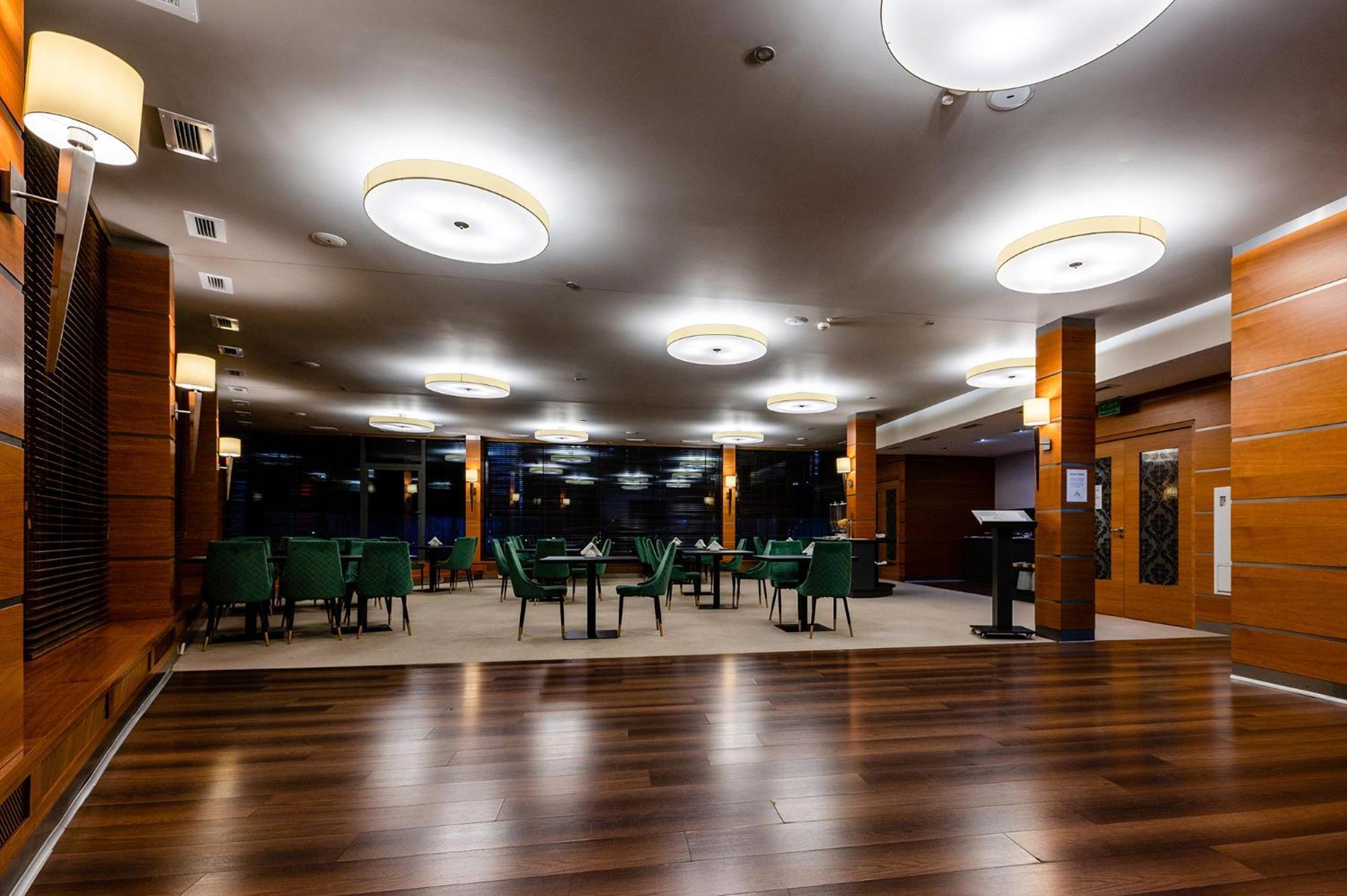 Hotel Alhar ลูบลินเนียซ ภายนอก รูปภาพ